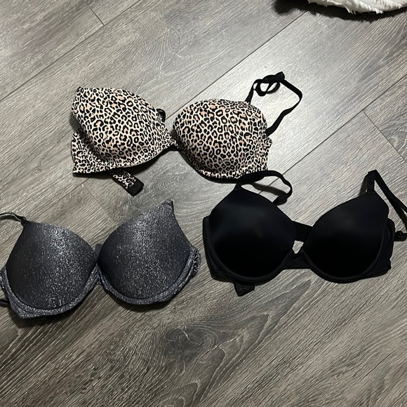 PINK Victoria's Secret Other - Victoria secret PINK bras